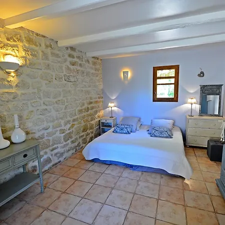 Bed & Breakfast Mas Les Fleurs D'hilaire