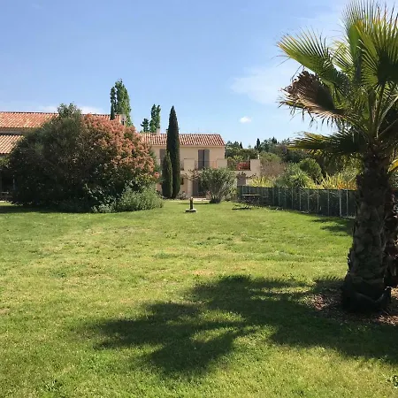 Mas Les Fleurs D'hilaire Bed & Breakfast